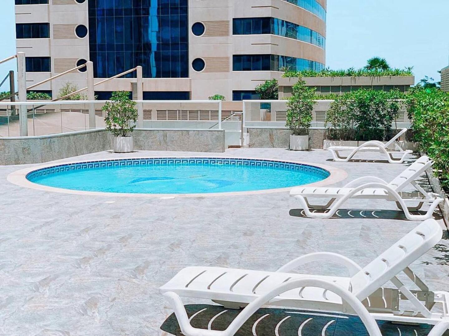 Pristine Apartment Sunrise View At 51St Dubai Buitenkant foto