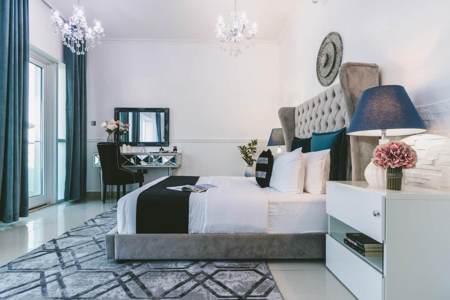 Pristine Apartment Sunrise View At 51St Dubai Buitenkant foto